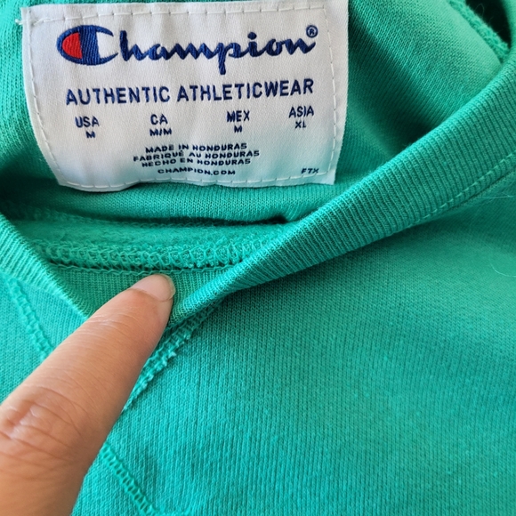 Champion Sweatshirt - Picture 2 of 2